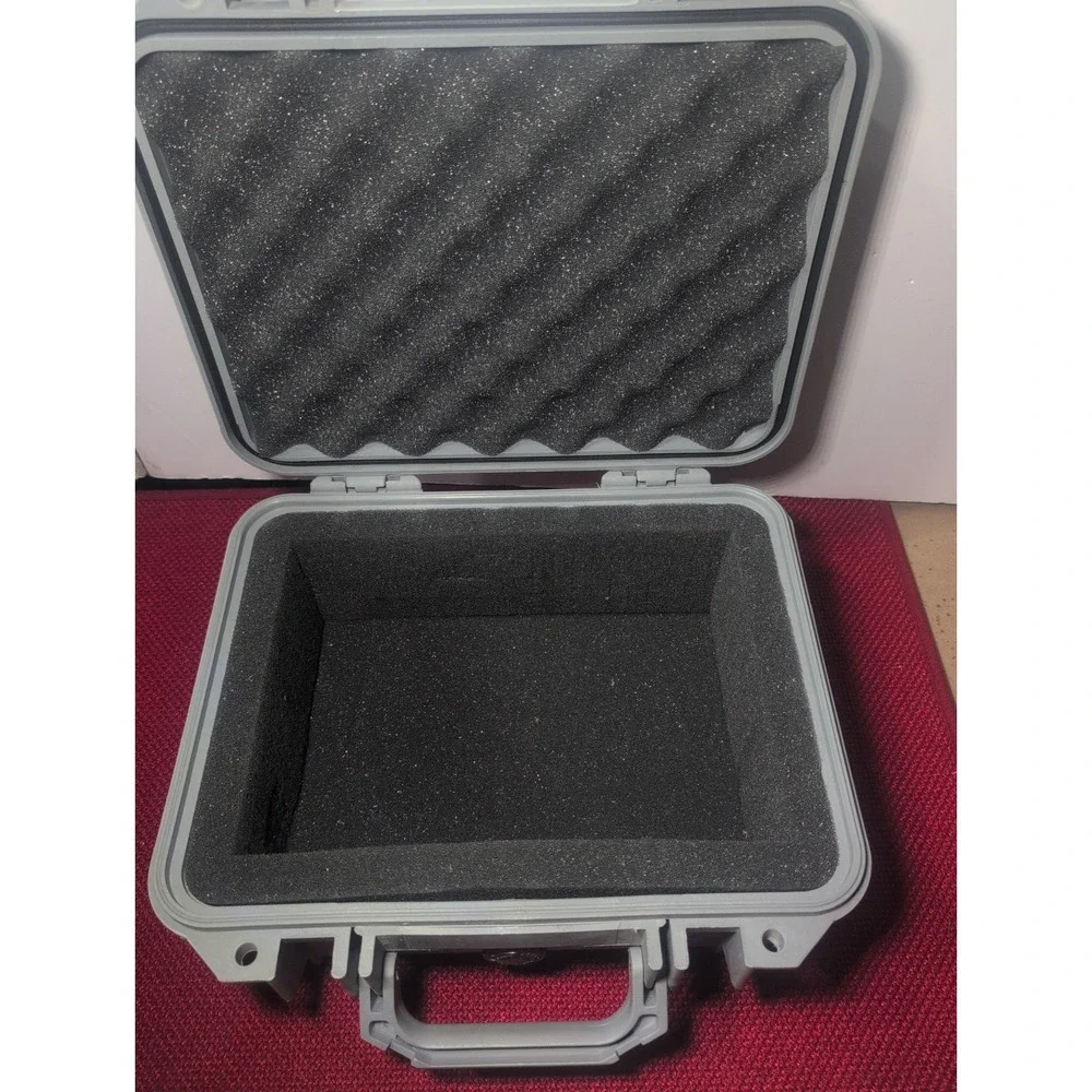 Pelican 1400 14in Hard Shell Case with Foam Watertight Lockable Camera Gun Case